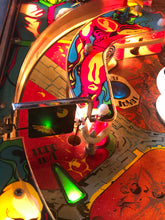 Upload the picture to the gallery viewer, Alien Poker Flipper