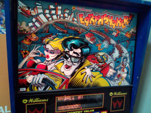 Laden Sie das Bild in den Galerie-Viewer, Earthshaker