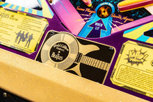 Laden Sie das Bild in den Galerie-Viewer, The Beatles Gold Flipper
