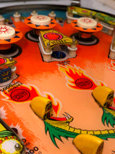 Laden Sie das Bild in den Galerie-Viewer, Dragon Flipper