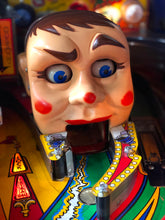Laden Sie das Bild in den Galerie-Viewer, Fun House Flipper