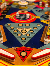 Laden Sie das Bild in den Galerie-Viewer, Gold Record Flipper