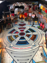 Laden Sie das Bild in den Galerie-Viewer, The Machine Bride of Pinbot Flipper